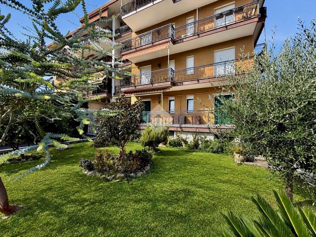 Bilocale Via S. Lazzaro, Andora - foto 1