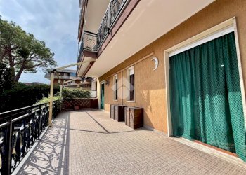 Bilocale Via S. Lazzaro, Andora - foto 6
