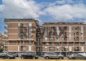 Apartment Via Lorenzo Delleani, 25 
 Centro, Biella - photo 1