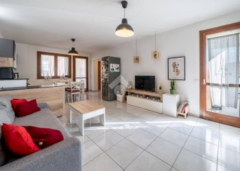 Three-room apartment Via Caduti di Nassiriya, Baricella - photo 2