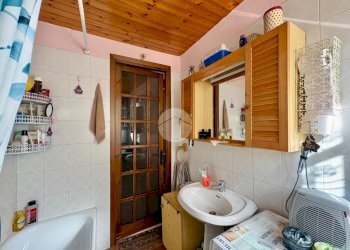 Apartment Frazione colombaro, Lanzo Torinese - photo 30