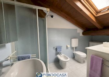 Bagno/lavanderia sottotetto - Apartment Brescia - photo 14