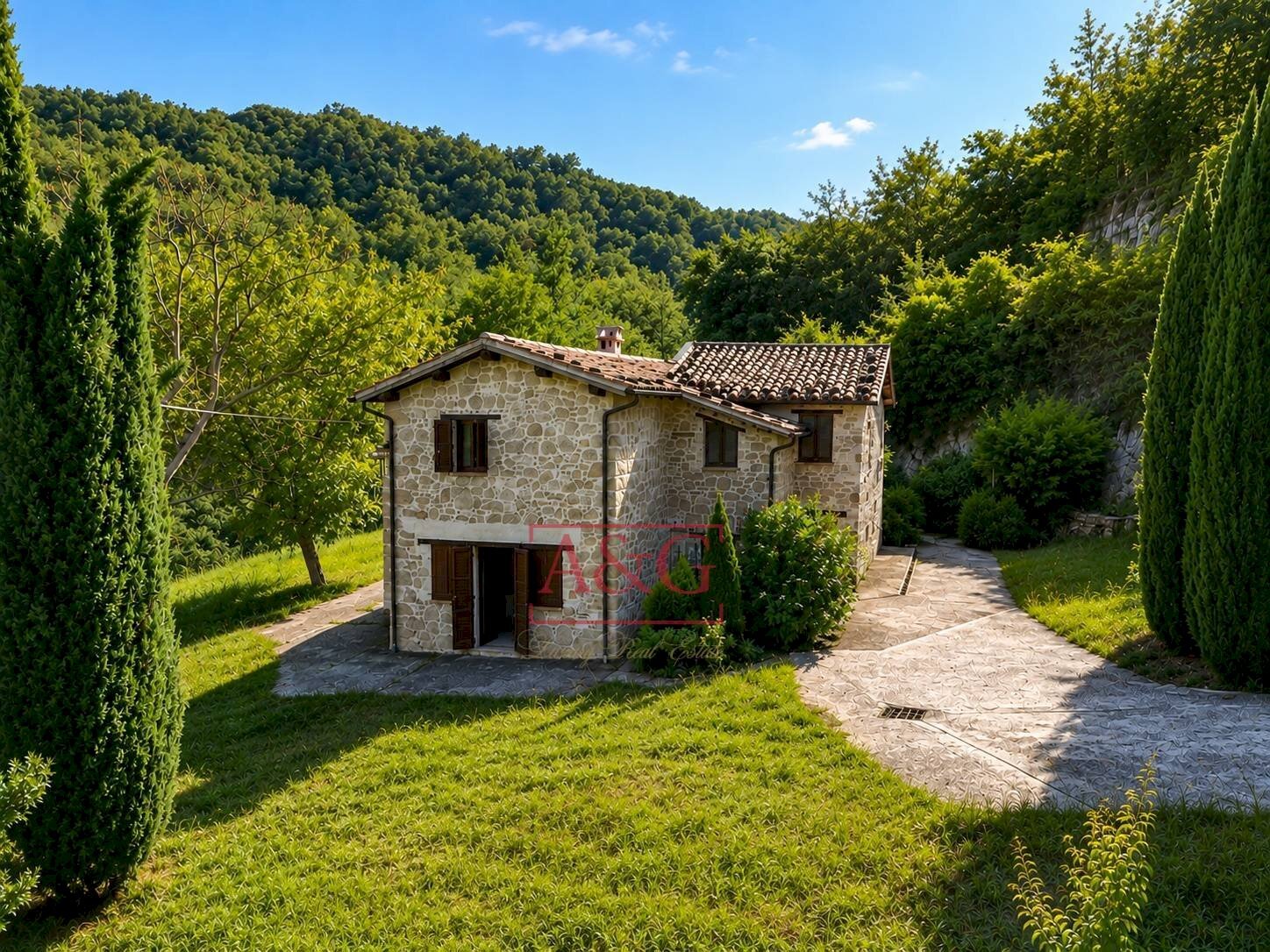 Foto 1 - Rustico via Castellano
 
53, Venarotta - foto 1