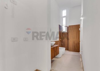 Bagno - Bilocale Via Cenisio
 
77, Milano - foto 17