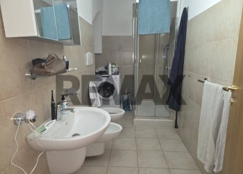 Bagno - Bilocale Strada Palazzo Dell'intendenza
32, Bari - foto 16