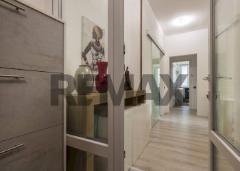 Hall / corridoio - Trilocale VIA BLIGNY
 
20, Varese - foto 2