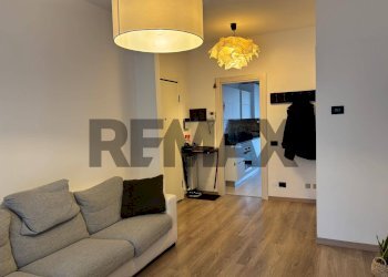 Soggiorno - Three-room apartment Via Giovanni Cimabue
 
7, Varese - photo 2