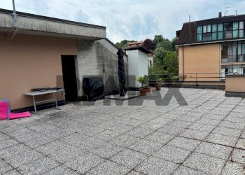 Terrazza - Three-room apartment Via Giovanni Cimabue
 
7, Varese - photo 30