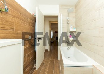 Bagno - Appartamento Viale San Teodoro
 
11, Catania - foto 24