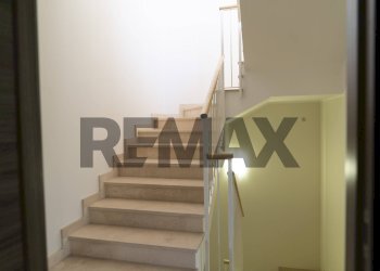 Scale - Terraced Villa Via Nuovalucello
 
256, Catania - photo 23