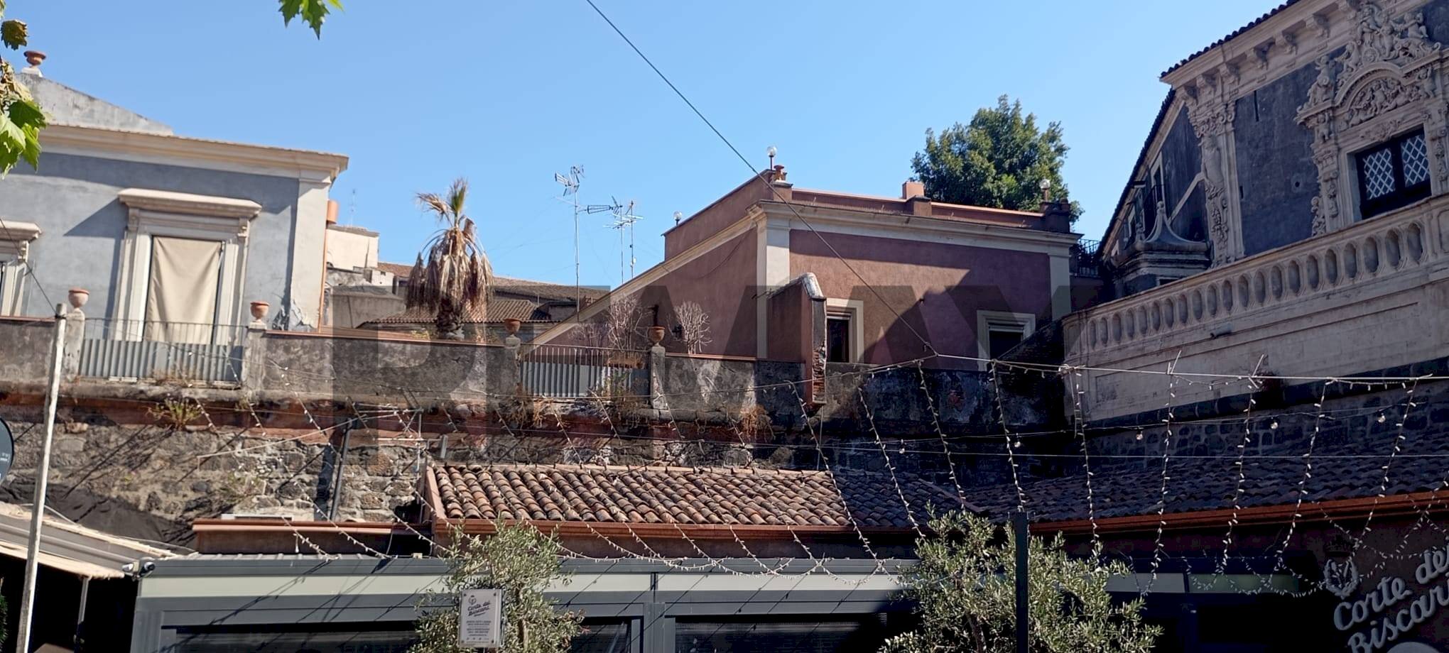 Edificio all\'aperto - Appartamento Via Del Vecchio Bastione
5, Catania - foto 3