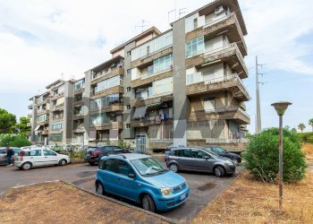 Edificio all\'aperto - Apartment Via Delle Robinie
 
4, Catania - photo 12