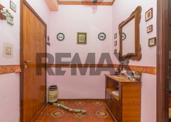 Hall / corridoio - Apartment Via Delle Robinie
 
4, Catania - photo 18