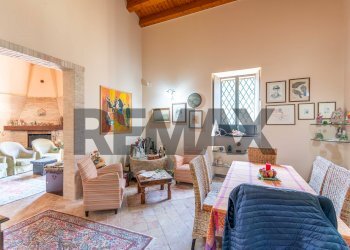 Sala da pranzo - Villa Strada Statale 124
 
snc, Grammichele - foto 17
