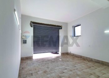 Garage - Independent house Via Lucio Pulvirenti
 
17, Aci Sant'Antonio - photo 48