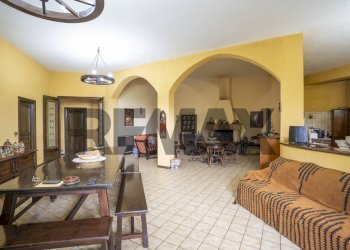 Sala da pranzo - Villa C.da Cannarozzo
 
snc, Piazza Armerina - photo 21