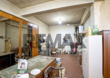 Dispensa di stoccaggio - Villa C.da Cannarozzo
 
snc, Piazza Armerina - photo 34