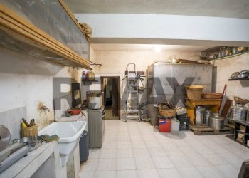 Dispensa di stoccaggio - Villa C.da Cannarozzo
 
snc, Piazza Armerina - photo 53