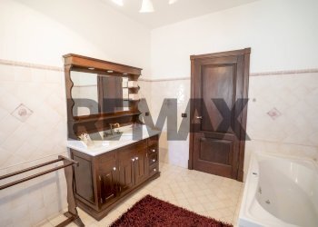 Bagno - Villa C.da Cannarozzo
 
snc, Piazza Armerina - photo 73