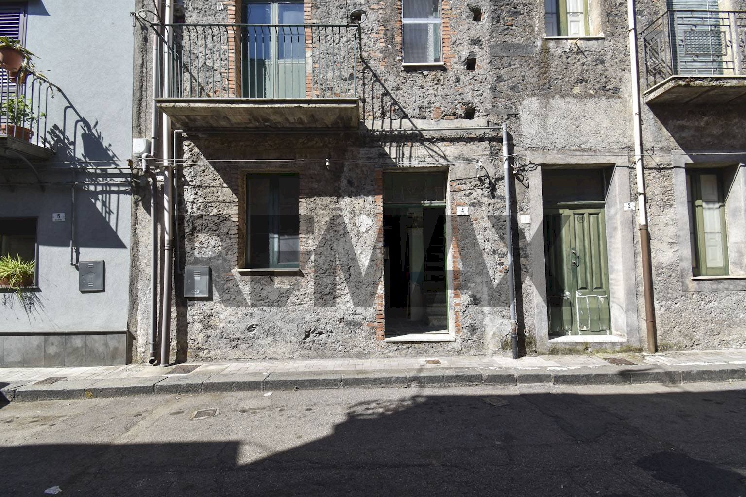 Edificio all\'aperto - Independent house Via Etna
 
4, Randazzo - photo 3