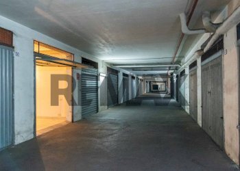 Parcheggio - Box Piazza Vittorio Emanuele
 
22, Sant'Agata Li Battiati - photo 5