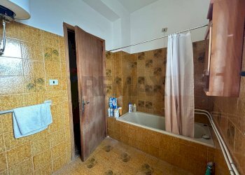 Bagno - Apartment Via Leonardo Sciascia
 
21, Belpasso - photo 11