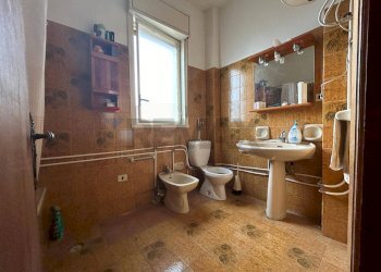 Bagno - Apartment Via Leonardo Sciascia
 
21, Belpasso - photo 15