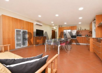 Sala da pranzo - Villa Via Maccarello
 
39, Catania - foto 37