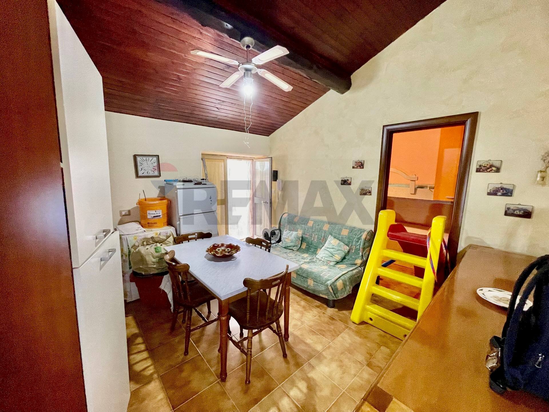 Sala da pranzo - Casa semi indipendente SS 114 Orientale Sicula
snc, Carlentini - foto 2