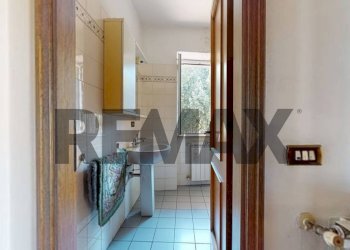 Bagno - Independent house via sarzanese sud
 
1038-1044, Massarosa - photo 10
