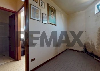 Stanza vuota - Independent house via sarzanese sud
 
1038-1044, Massarosa - photo 35