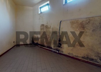 Stanza vuota - Independent house via sarzanese sud
 
1038-1044, Massarosa - photo 42