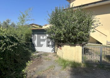 Giardino - Independent house via sarzanese sud
 
1038-1044, Massarosa - photo 45