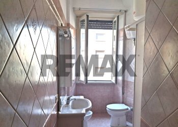 Bagno - One-room apartment VIA VETULONIA
37, Roma - photo 10