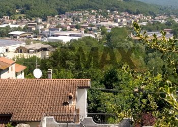 Vista delle montagne - Quadrilocale Località Centro Terrossola
 
20, Bibbiena - foto 15