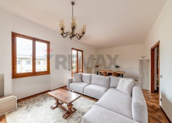Soggiorno - Casa indipendente VIA DONINZETTI
1, Bucine - foto 1
