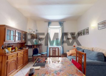 Sala da pranzo - Quadrilocale Via Lorenzini
 
1, Perugia - foto 6