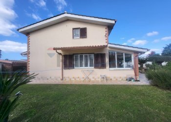 Casa all\'aperto - Casa indipendente Via Luigi Boccherini
15, Anzio - foto 8