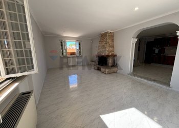 Soggiorno - Casa indipendente Via Luigi Boccherini
15, Anzio - foto 20