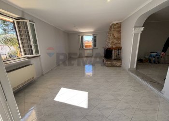 Stanza vuota - Casa indipendente Via Luigi Boccherini
15, Anzio - foto 21