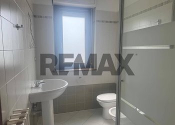 Bagno - Quadrilocale VIA ROSSINI
 
1/BIS, Beinasco - foto 11