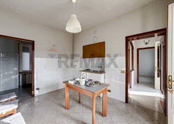 Sala da pranzo - Independent house Viacolo Castello
 
8, Palestro - photo 9