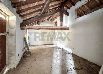 Stanza vuota - Independent house Viacolo Castello
 
8, Palestro - photo 17