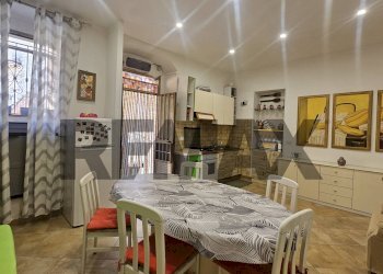 Sala da pranzo - Independent house Largo Poerio
 
8, Castelnuovo della Daunia - photo 10