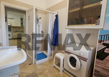 Bagno - Independent house Largo Poerio
 
8, Castelnuovo della Daunia - photo 26