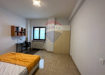 Camera / camera da letto - Two-room apartment Via Moscardelli
 
42, L'Aquila - photo 16