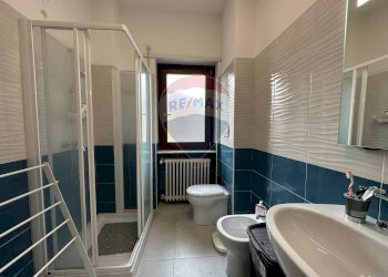 Bagno - Two-room apartment Via Moscardelli
 
42, L'Aquila - photo 19