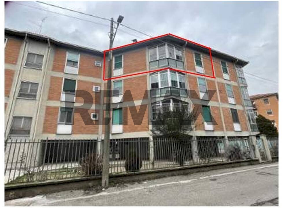 Edificio all\'aperto - Trilocale via Galileo Galilei
 
11, Mortara - foto 1