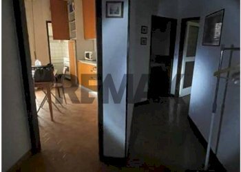 Hall / corridoio - Trilocale via Galileo Galilei
11, Mortara - foto 11