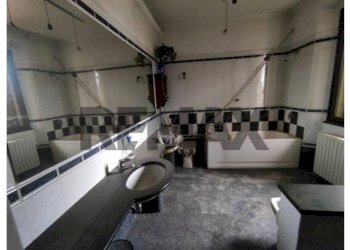 Bagno - Casa semi indipendente via Croce
 
43, Cerano - foto 8